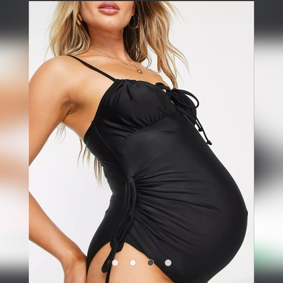 The Frolic Maternity Black Ruched Side Swimsuit- One Piece - NWT - Size US 2 - Picture 3 of 5